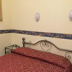 Philia Hotel 3*