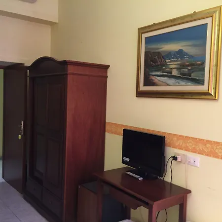 Philia Hotel
