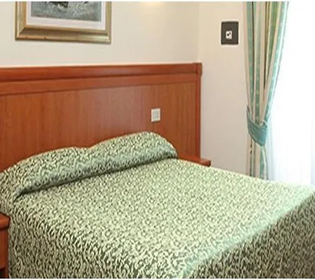 Otel Philia 3*