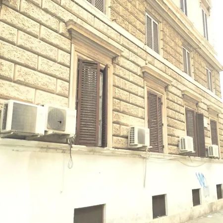 Philia Hotel 3*